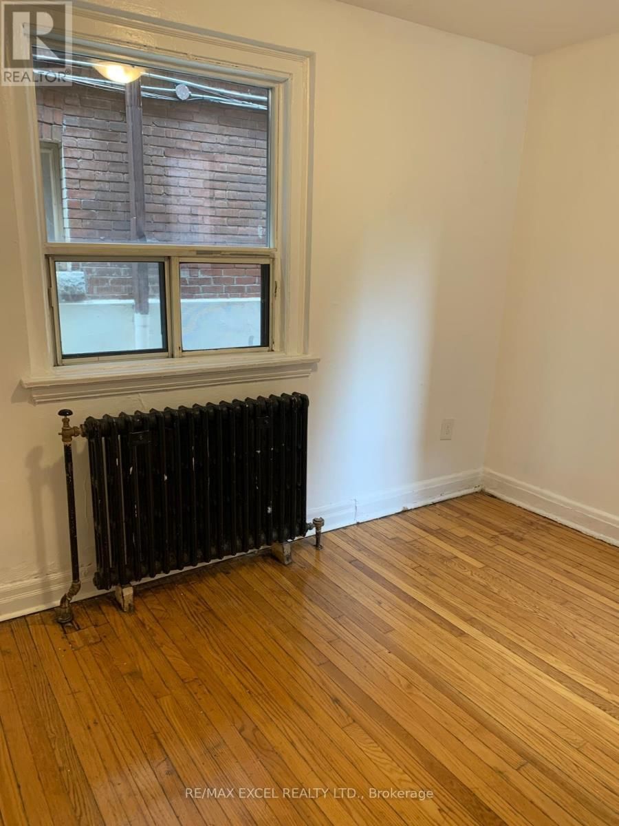 19 - 1A ELM GROVE AVENUE Image 16