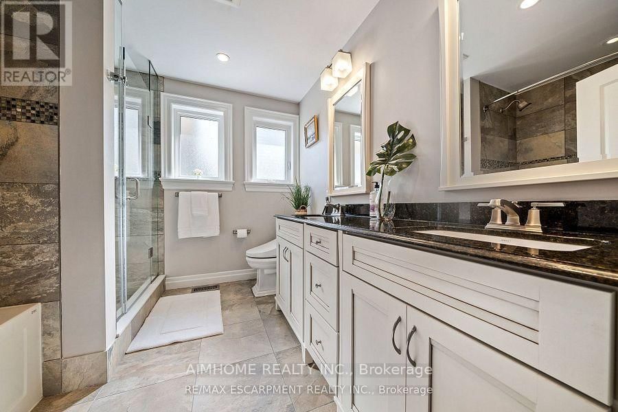 1300 BRAESIDE DRIVE Image 12
