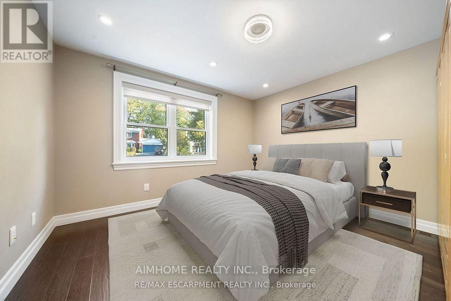 1300 BRAESIDE DRIVE Image 16