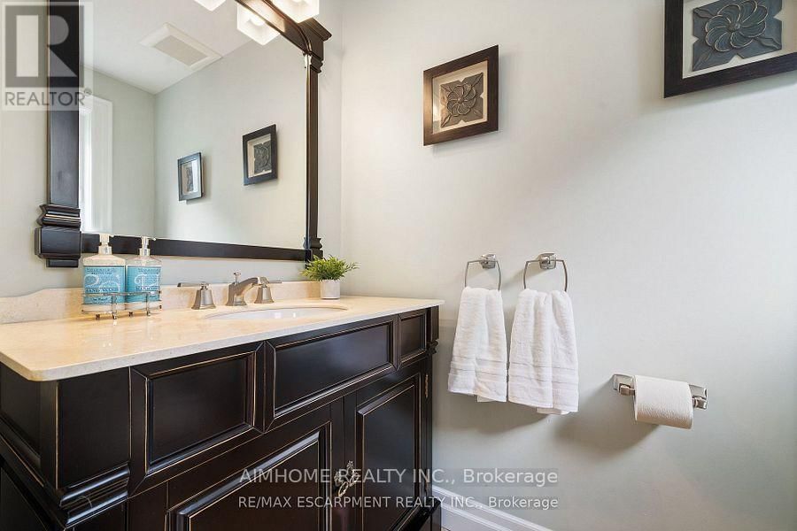 1300 BRAESIDE DRIVE Image 22