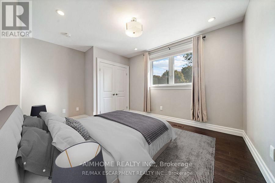 1300 BRAESIDE DRIVE Image 4
