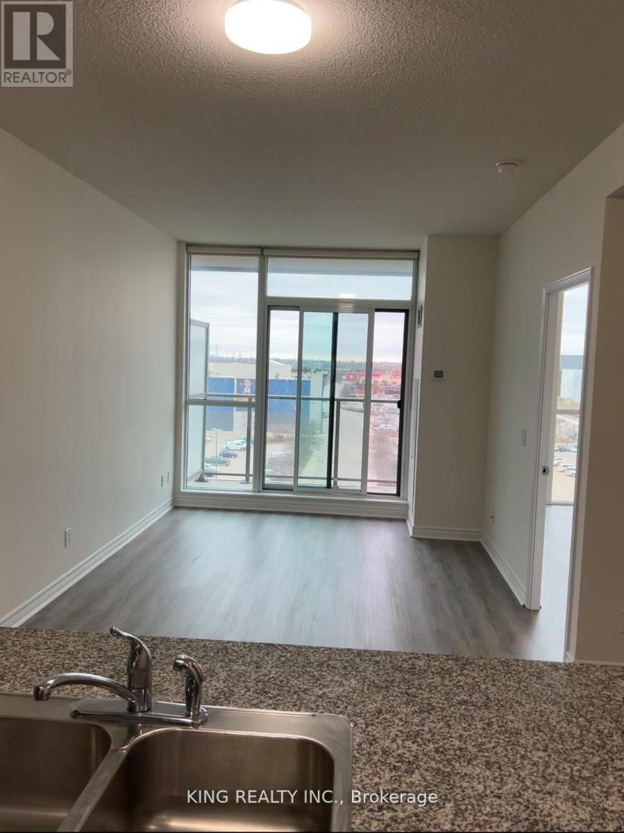 818 - 339 RATHBURN ROAD WEST Image 6