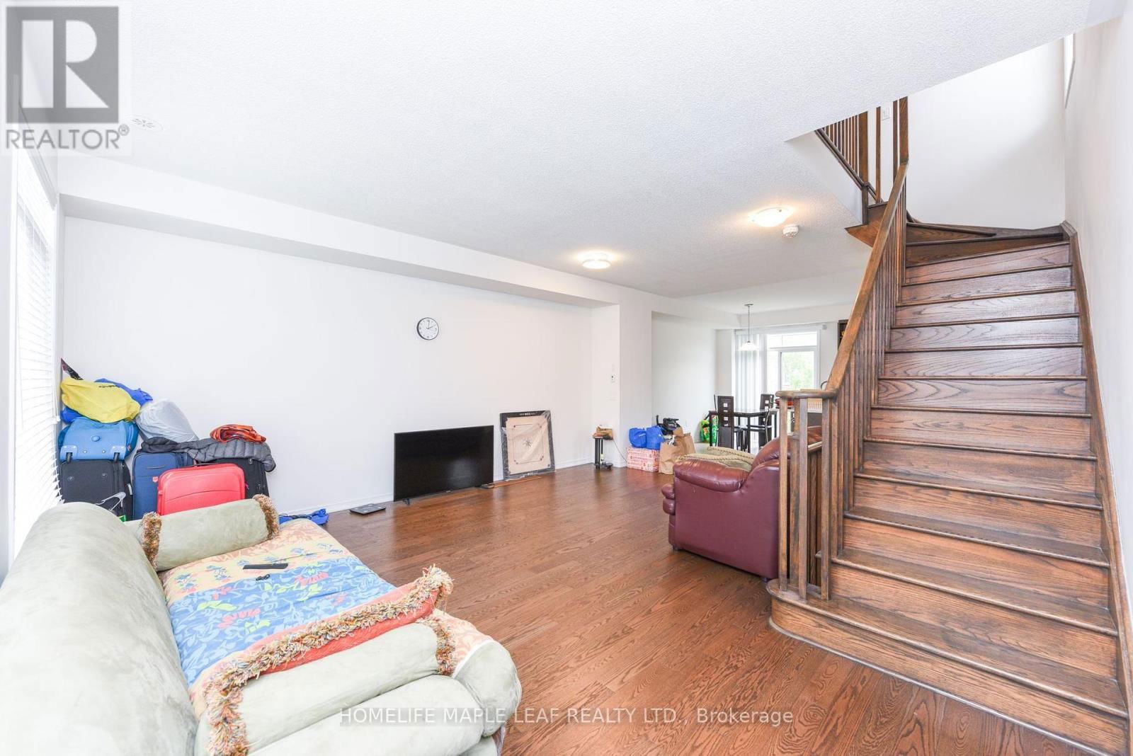 1 - 350 LADYCROFT TERRACE Image 12