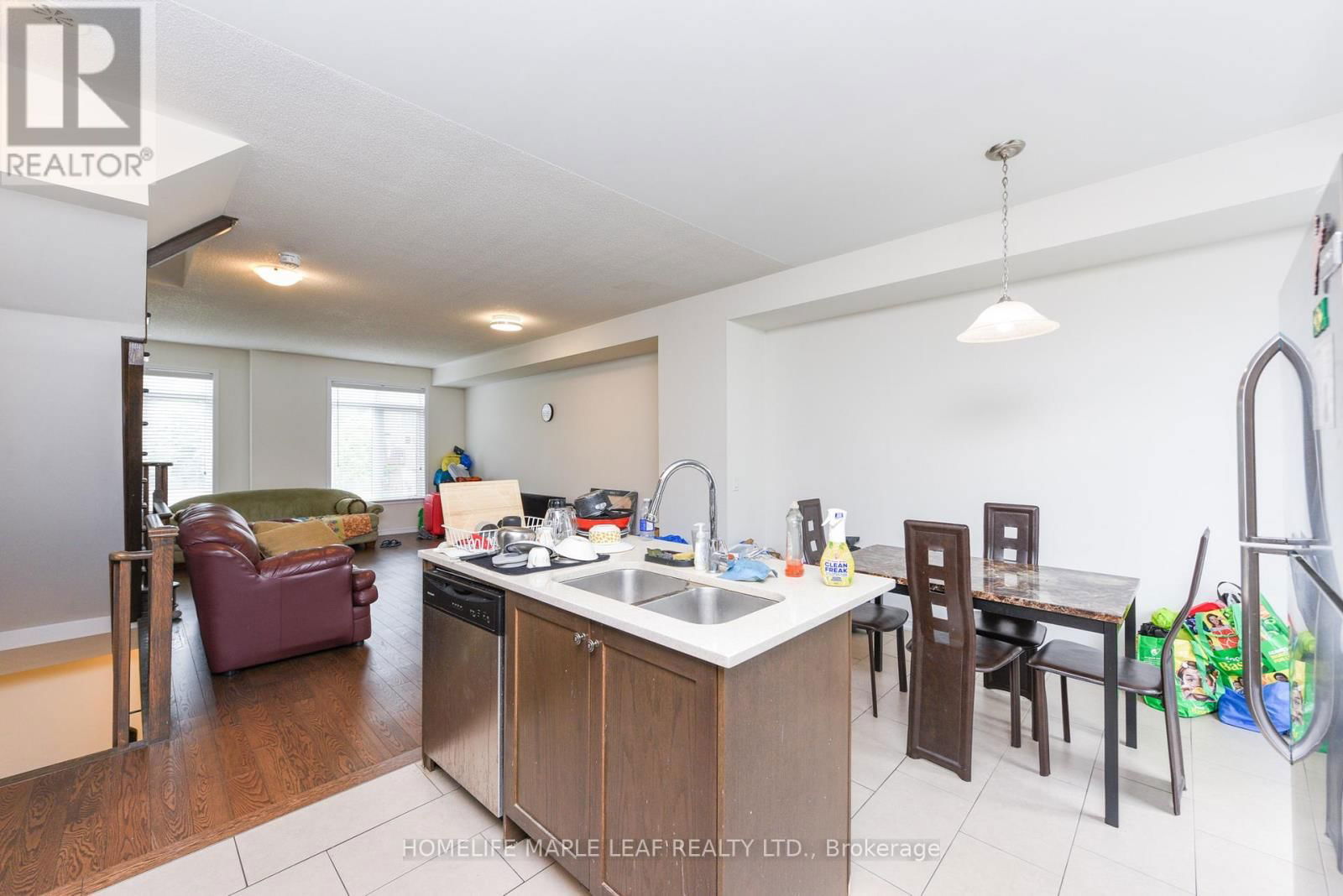 1 - 350 LADYCROFT TERRACE Image 18