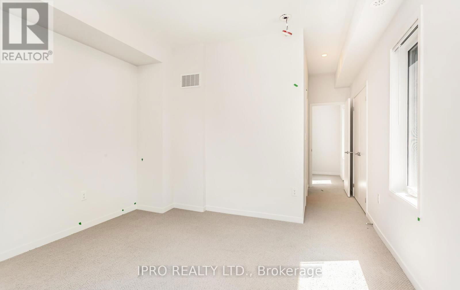 81 - 10 WILLIAM JACKSON WAY Image 15