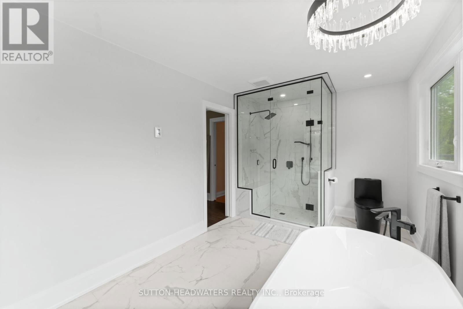 15415 CLAYHILL ROAD Image 17