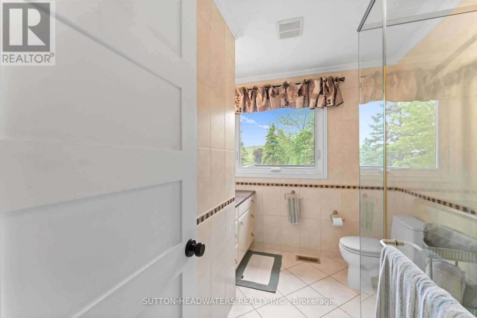 15415 CLAYHILL ROAD Image 23