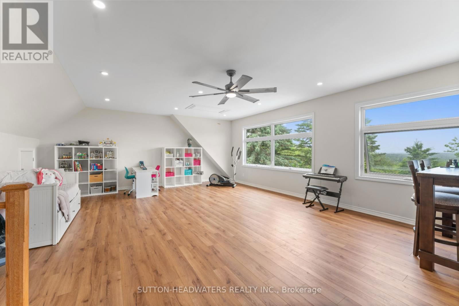 15415 CLAYHILL ROAD Image 24