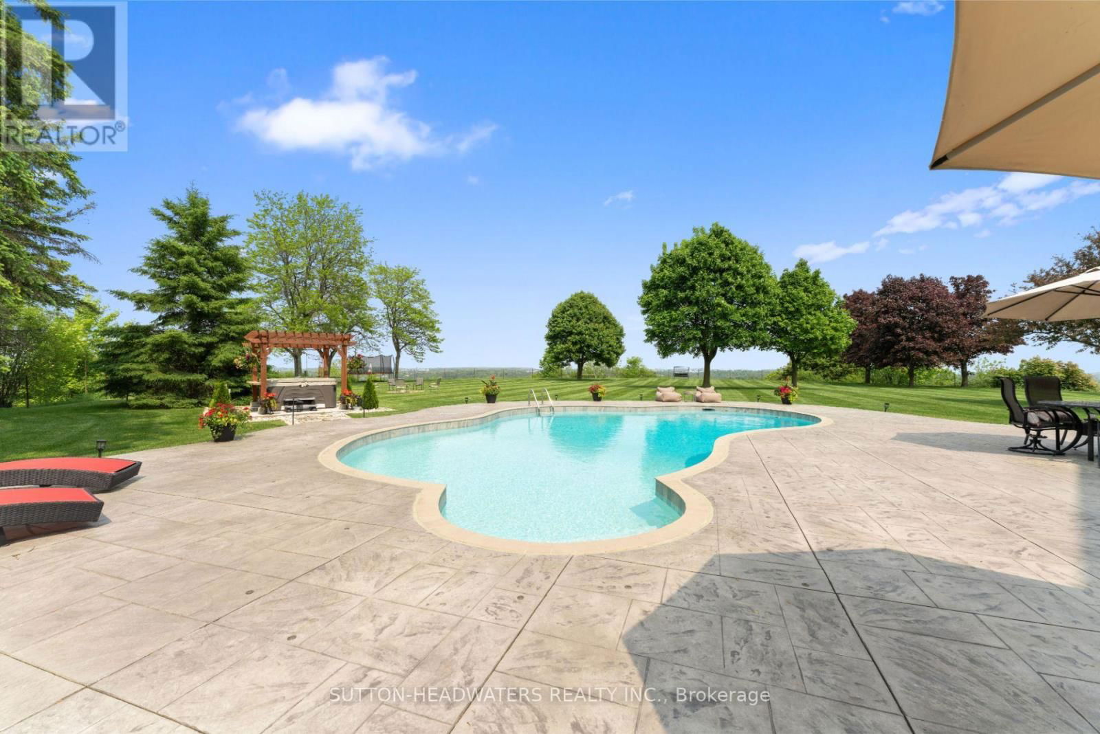 15415 CLAYHILL ROAD Image 34