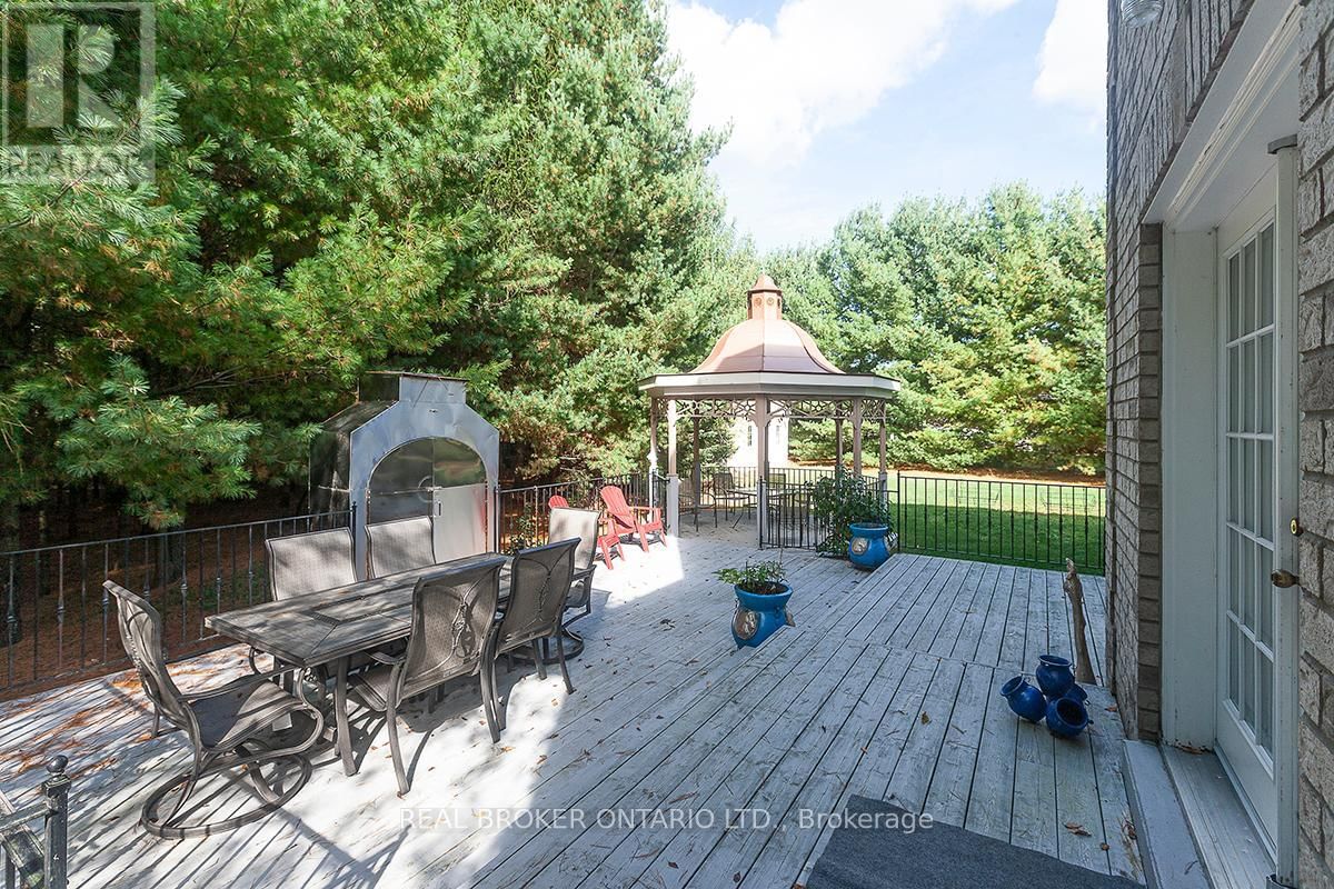 10 COSTNER PLACE Image 39