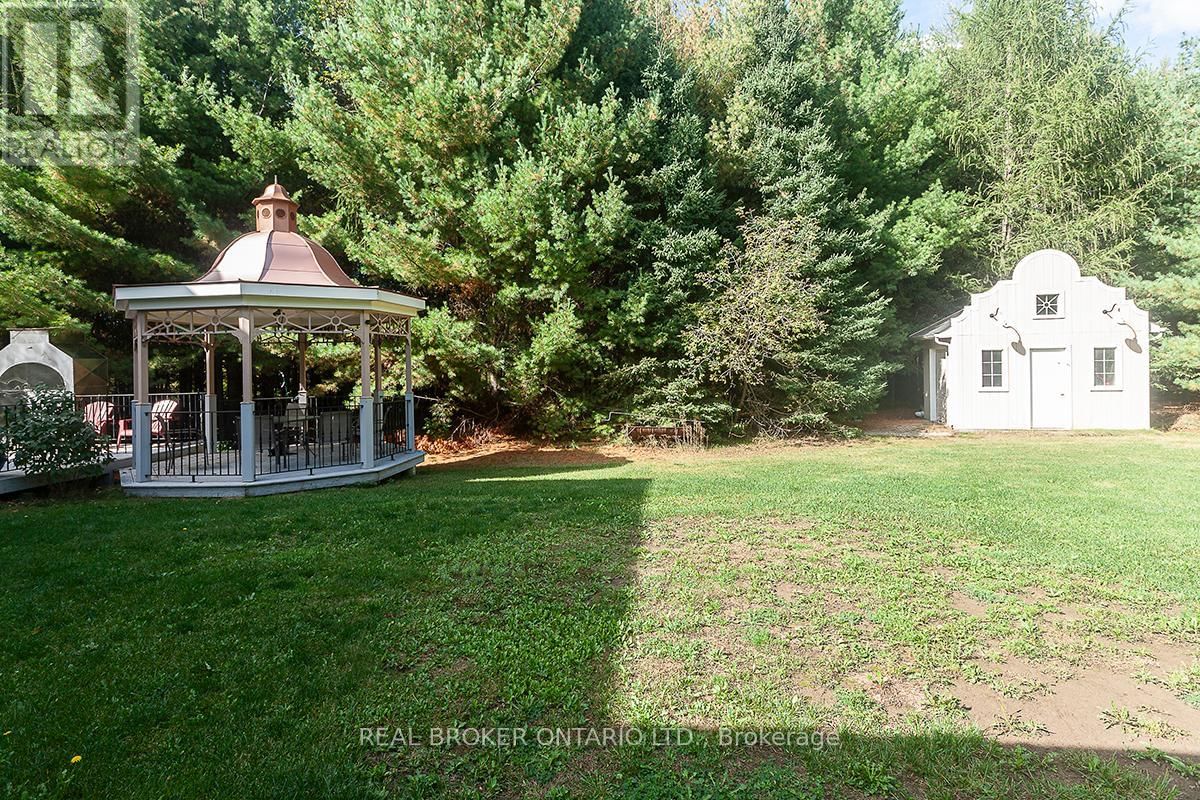 10 COSTNER PLACE Image 40