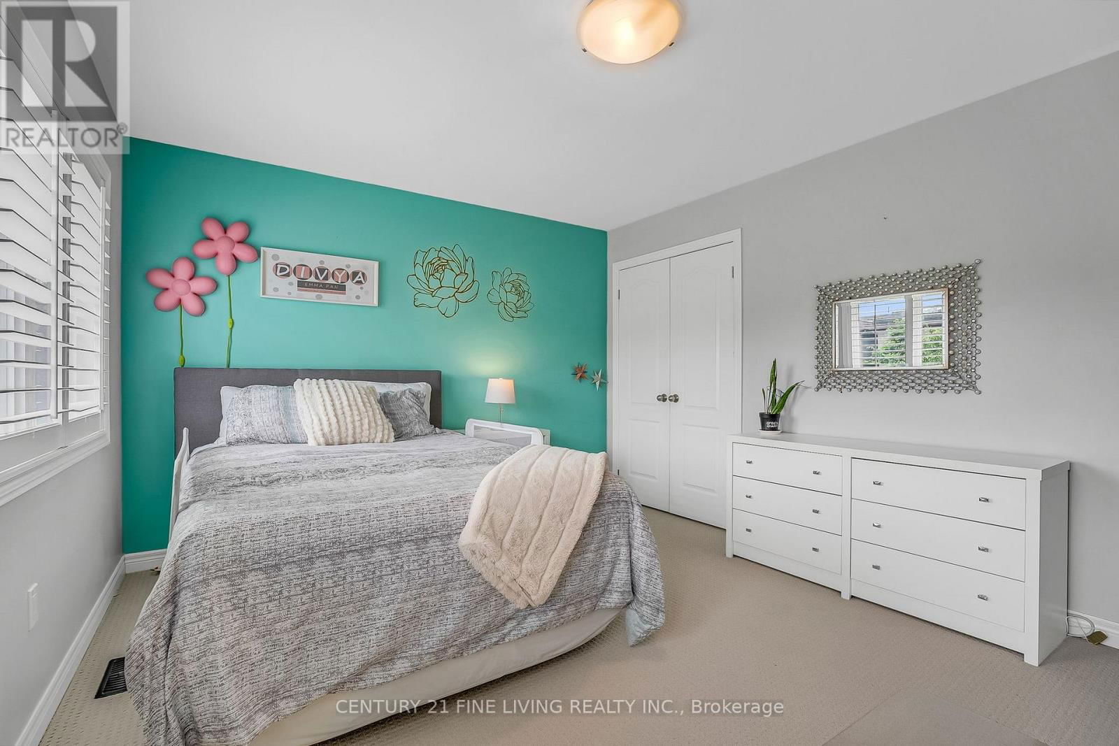 59A WESTONA STREET Image 32