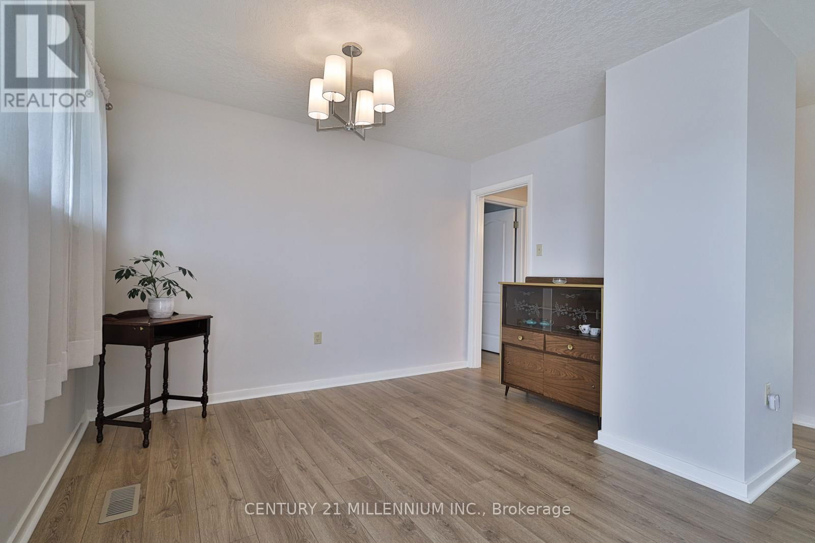 339 BROADWAY Image 18