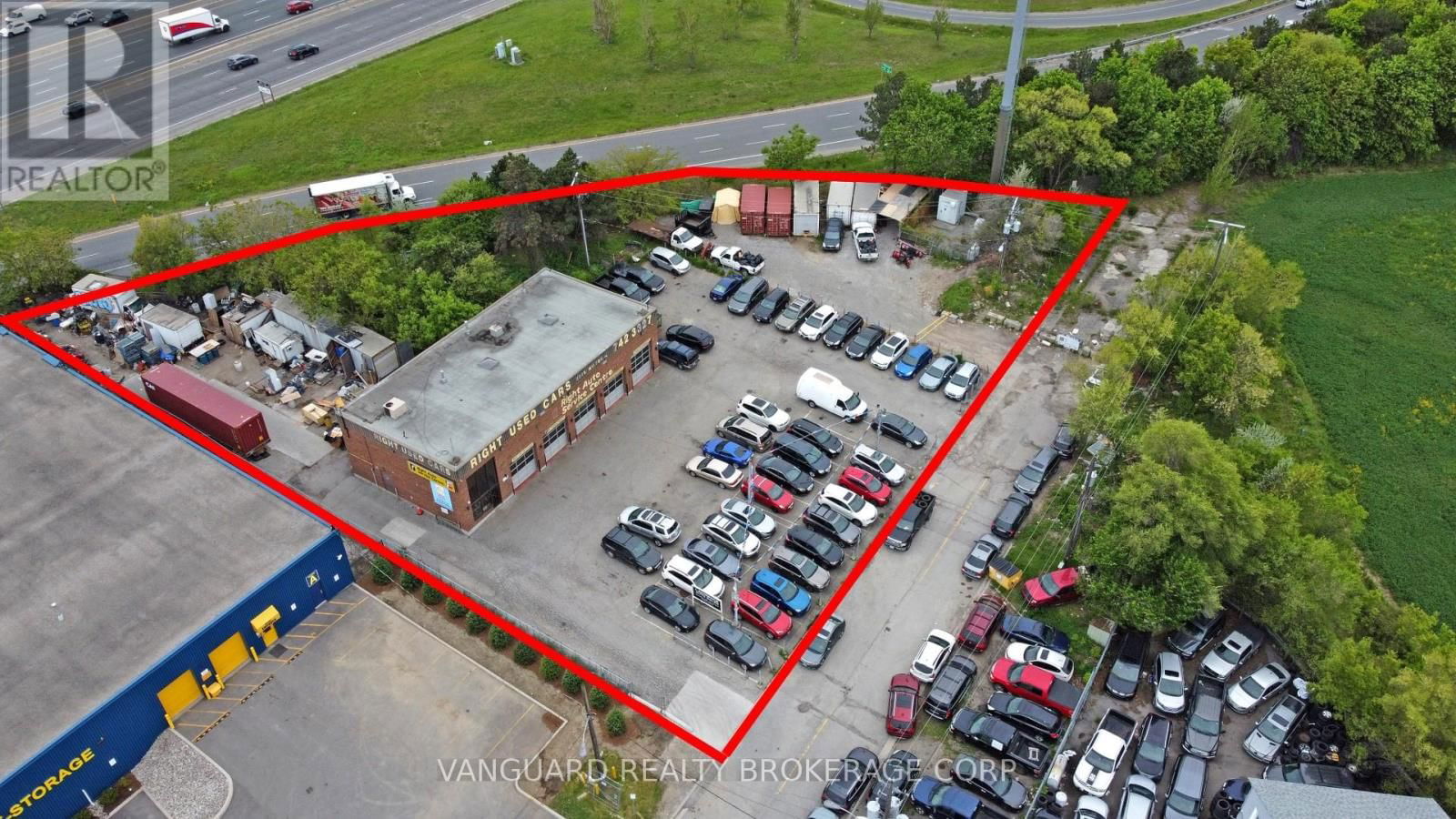 2025 WILSON AVENUE Image 3