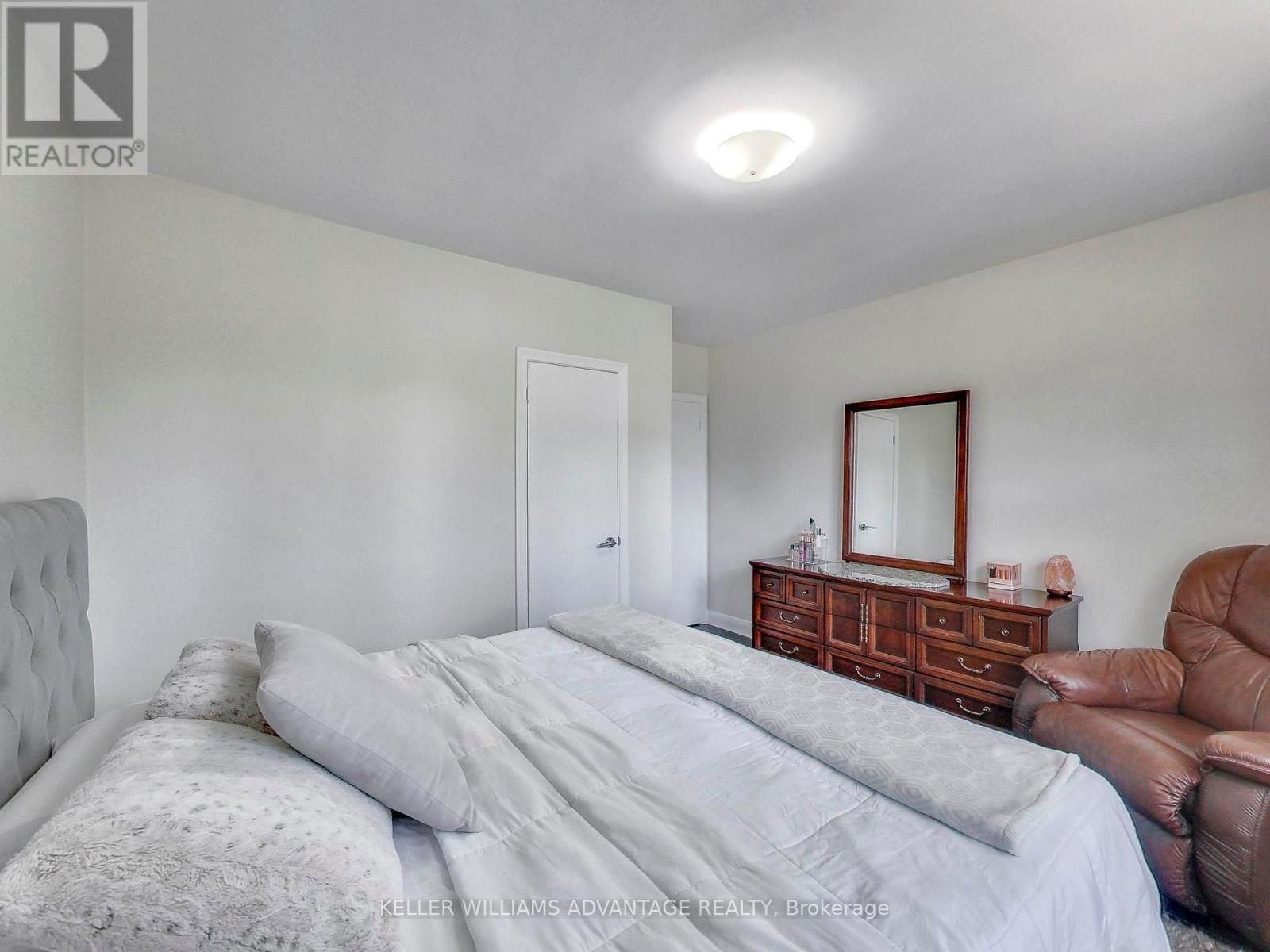 34 GLEN BELLE CRESCENT Image 20