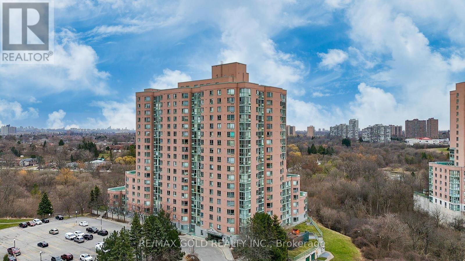 413 - 61 MARKBROOK LANE Image 3