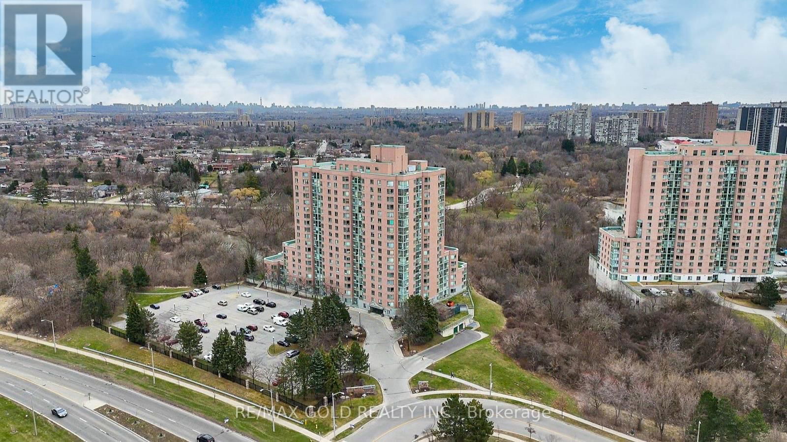 413 - 61 MARKBROOK LANE Image 4