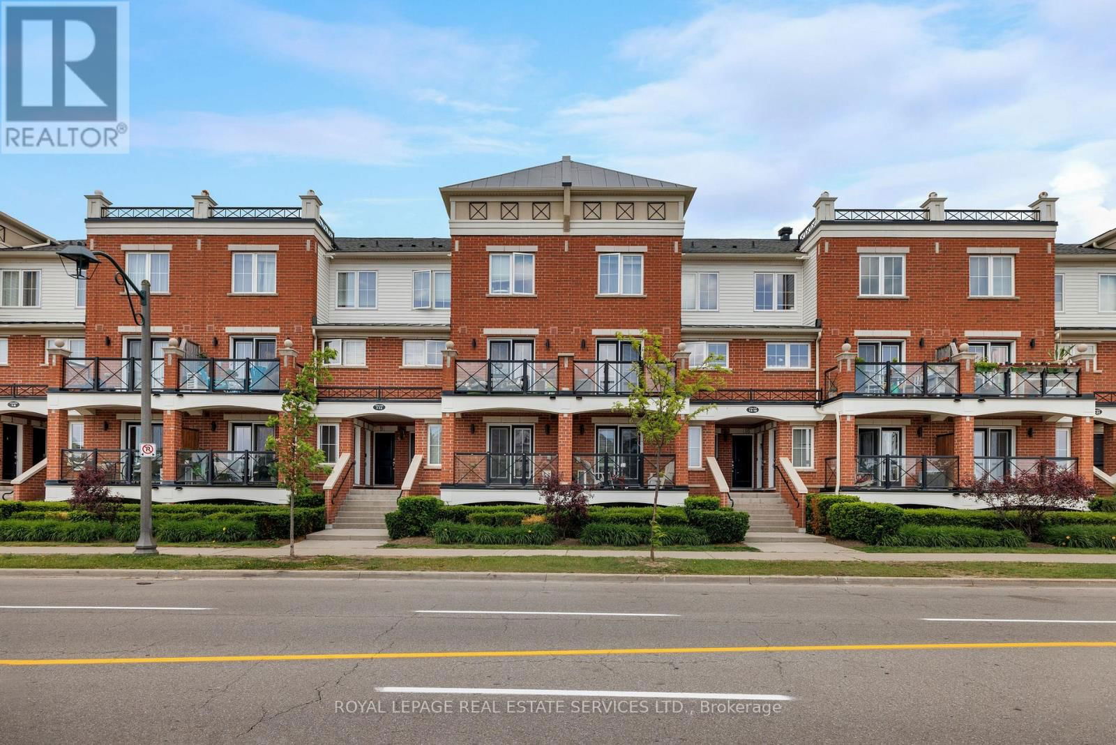 10 - 15 HAYS BOULEVARD Image 1