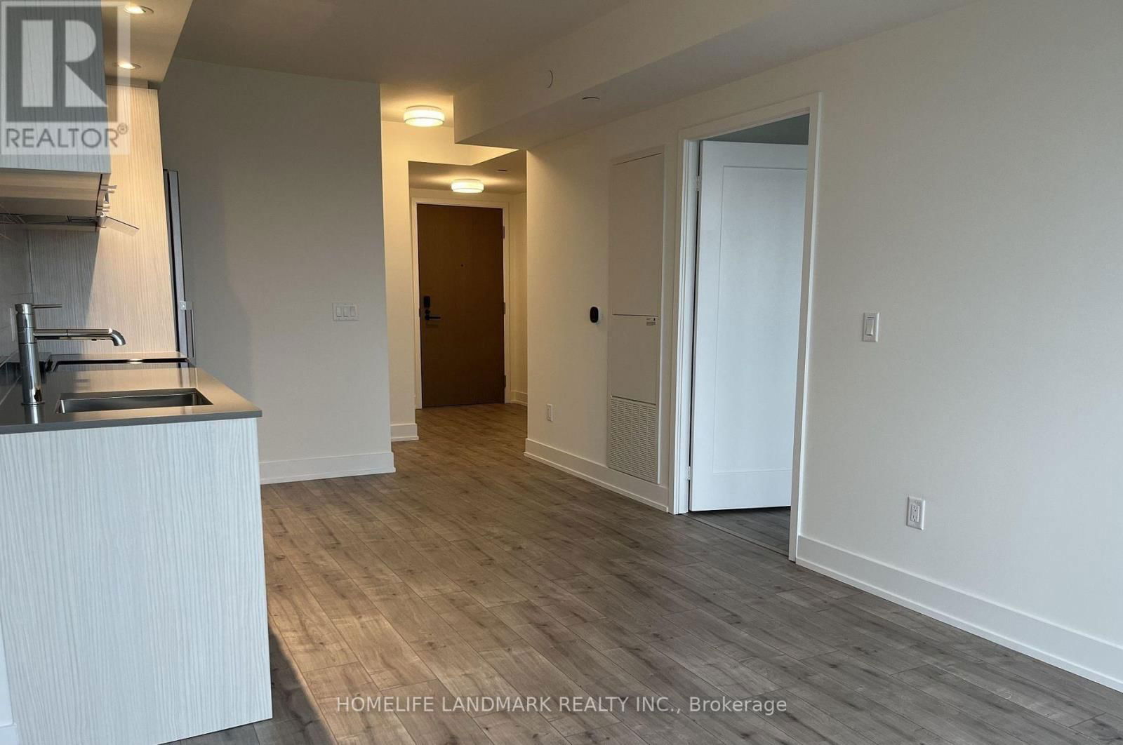 2603 - 10 EVA ROAD Image 4