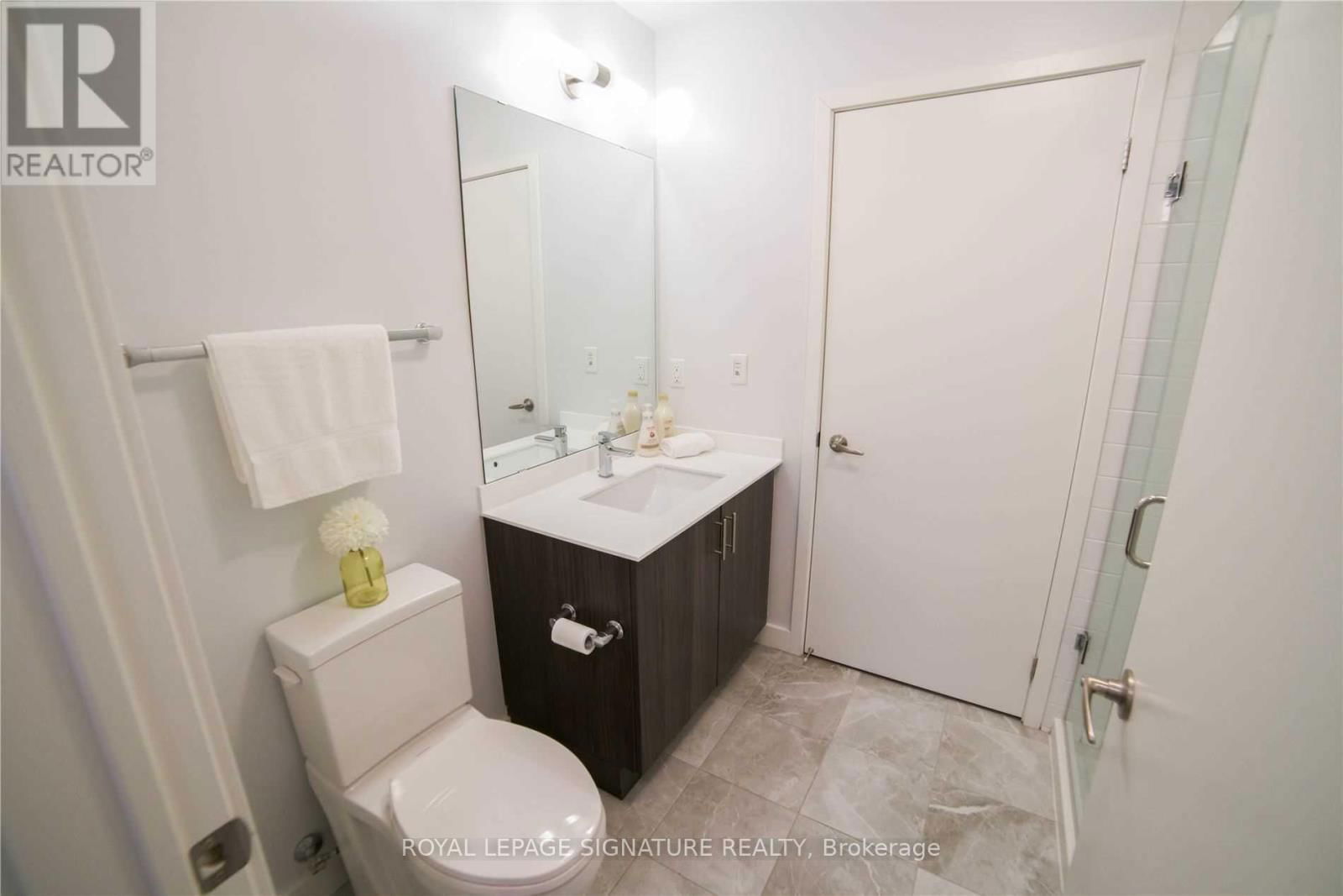 103 - 168 SABINA DRIVE Image 11