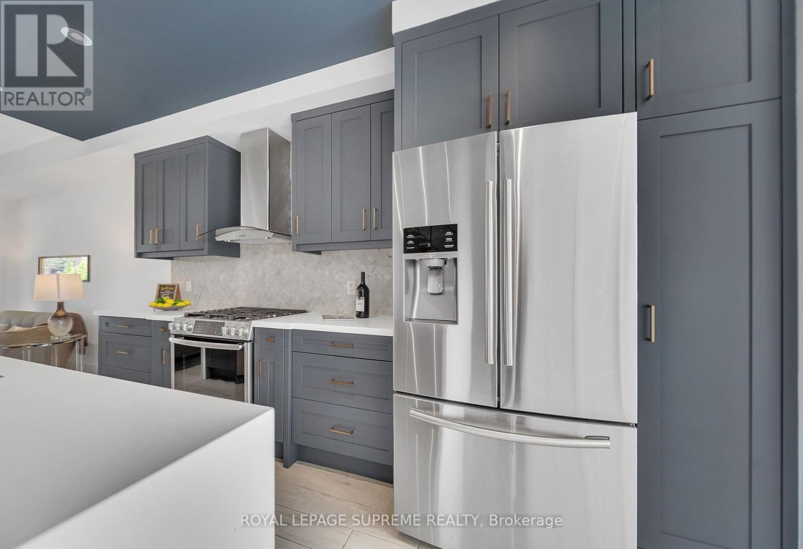 291 GILBERT AVENUE Image 14