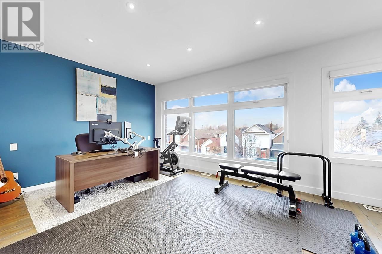 291 GILBERT AVENUE Image 20