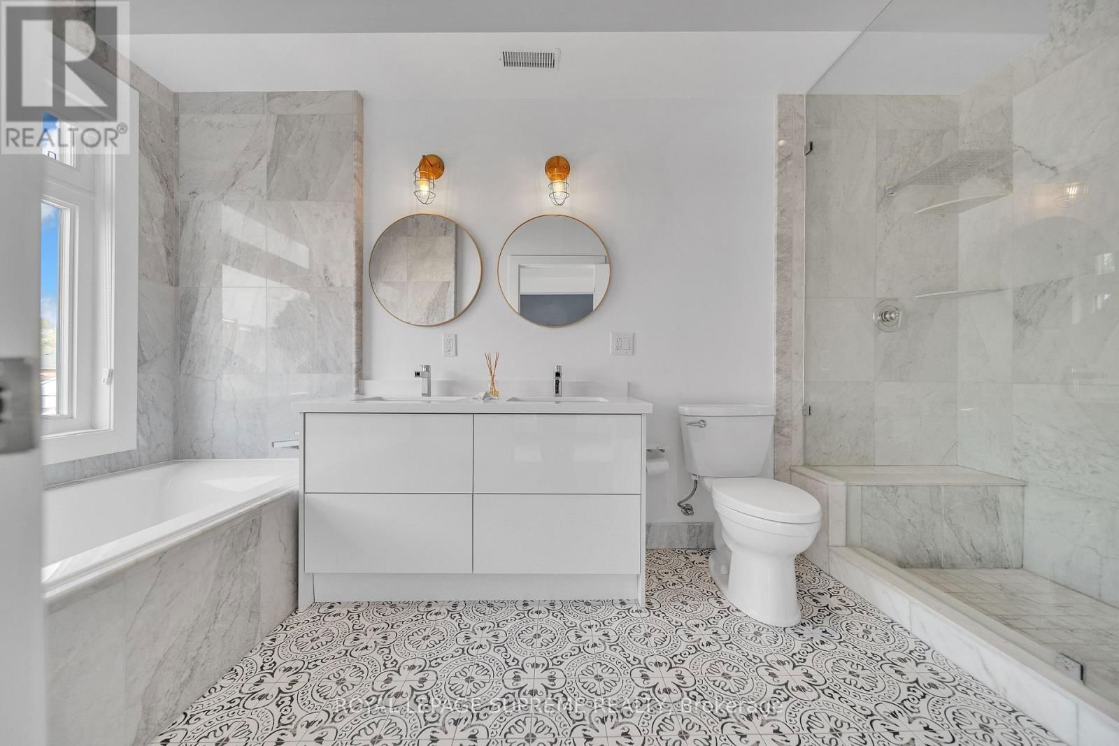 291 GILBERT AVENUE Image 33