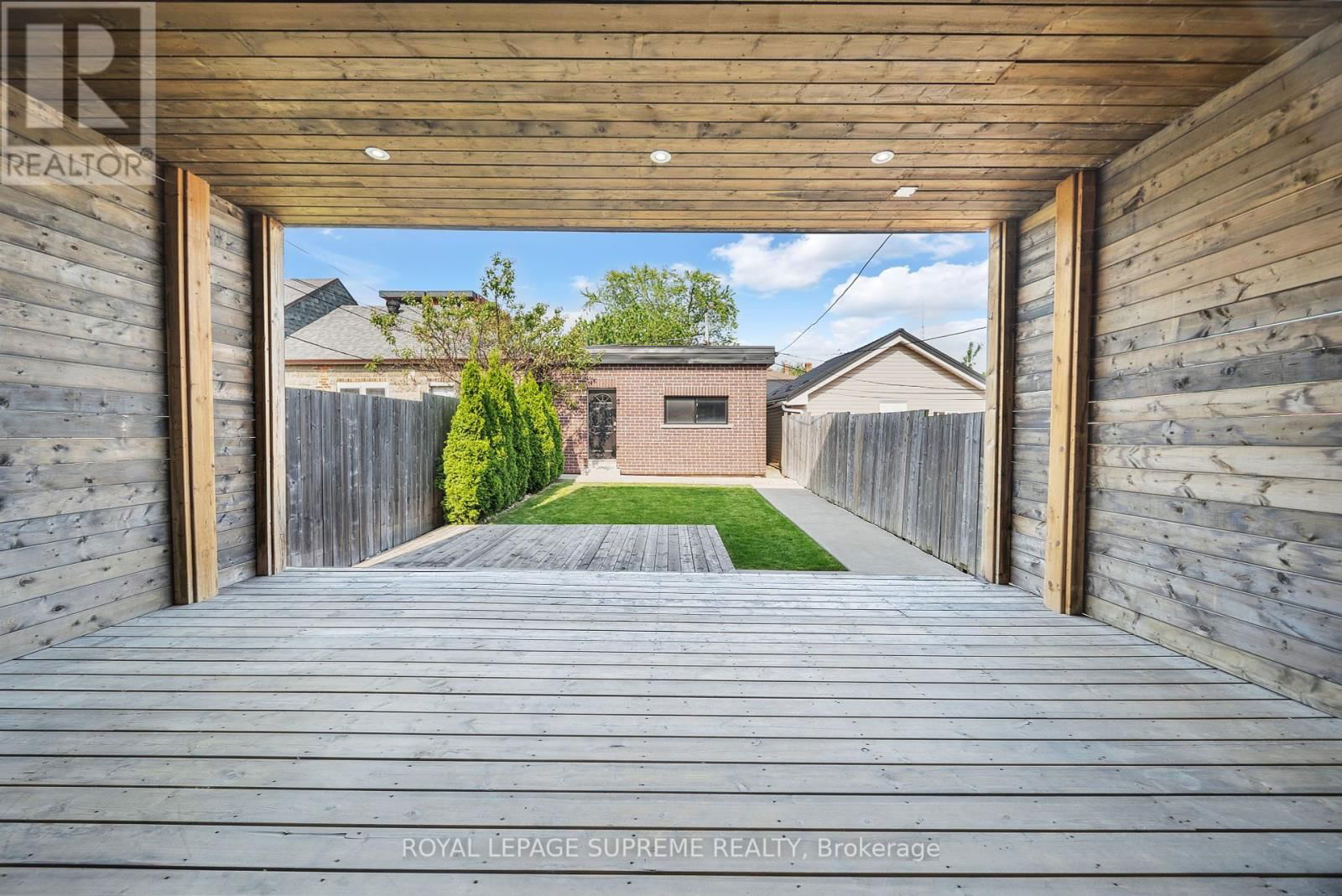 291 GILBERT AVENUE Image 44