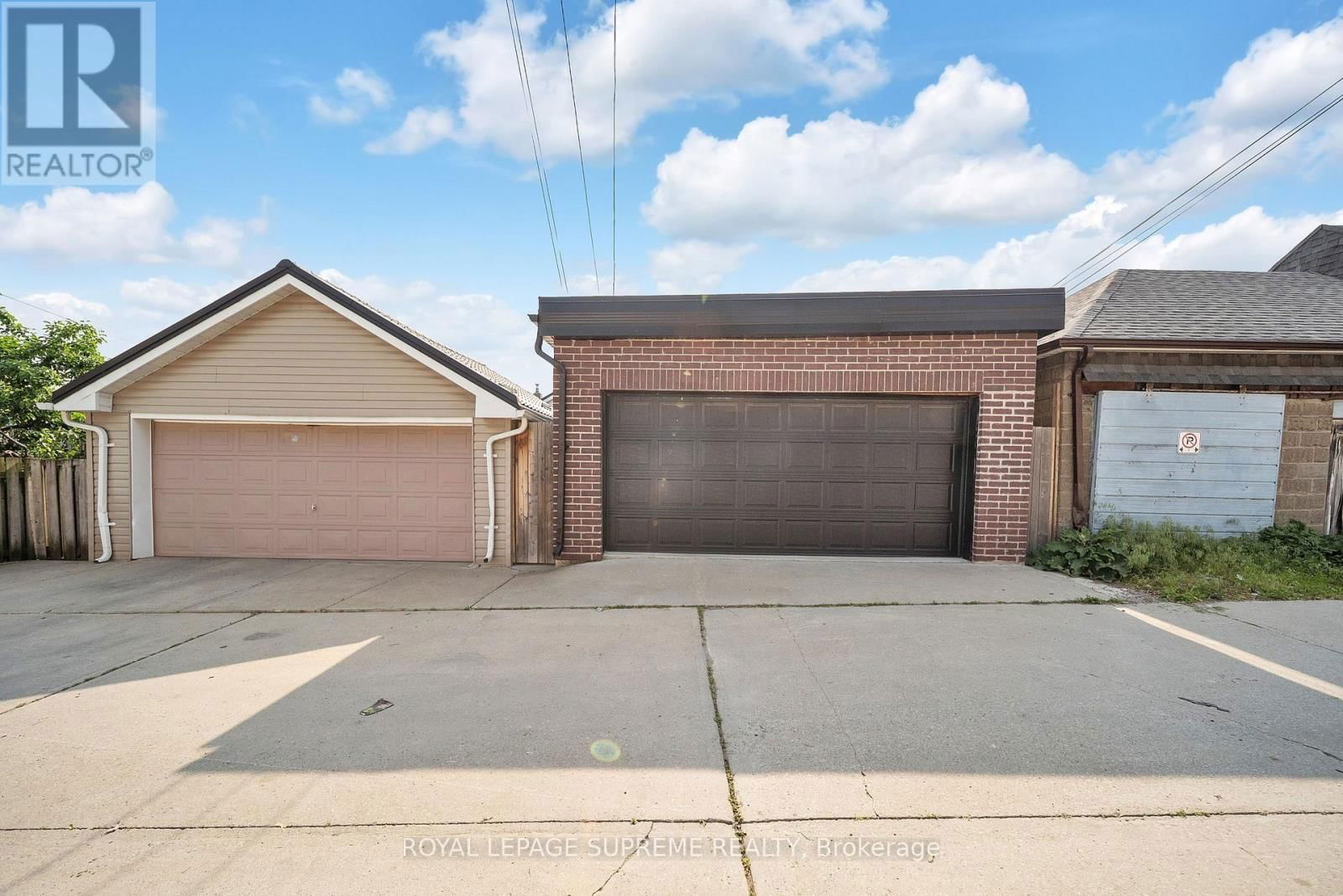 291 GILBERT AVENUE Image 49