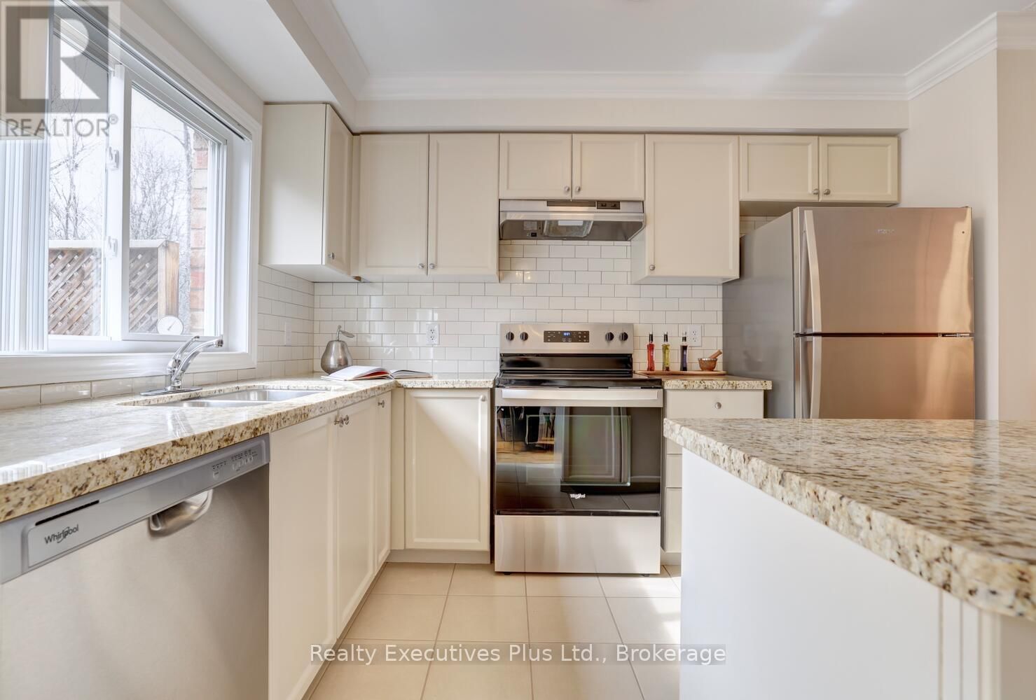 44 - 233 DUSKYWING WAY Image 21