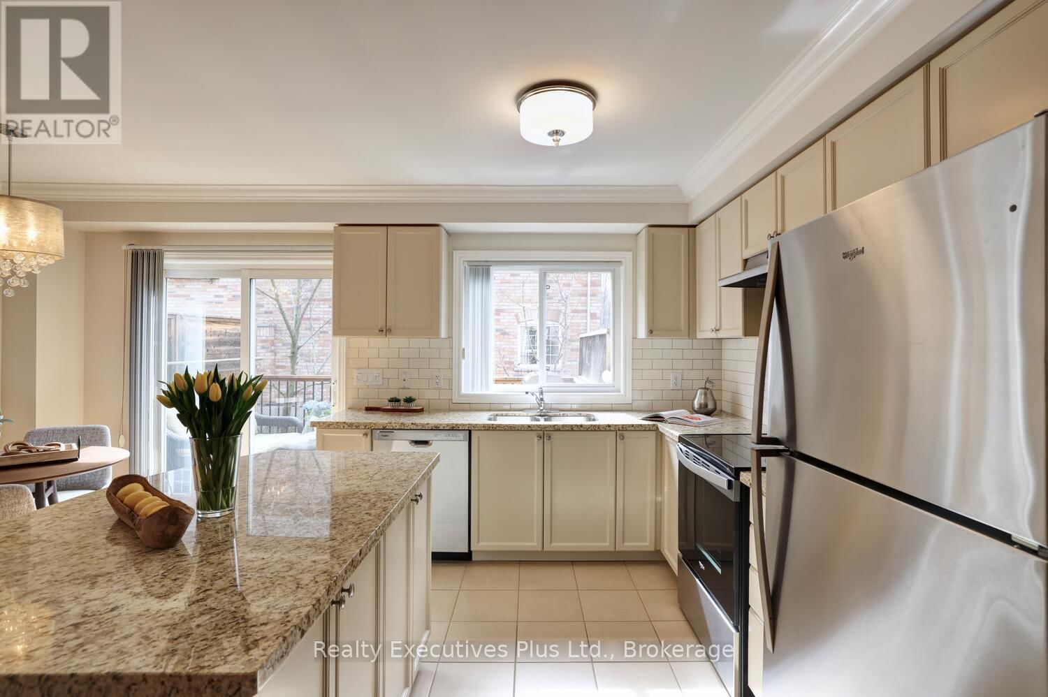 44 - 233 DUSKYWING WAY Image 24