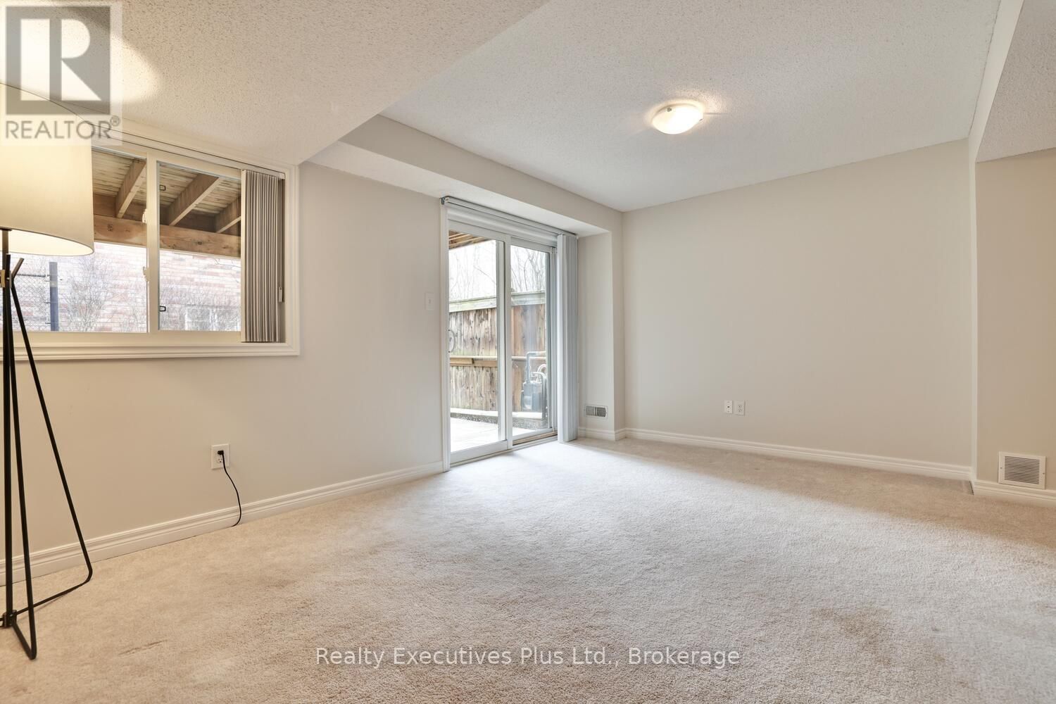 44 - 233 DUSKYWING WAY Image 42