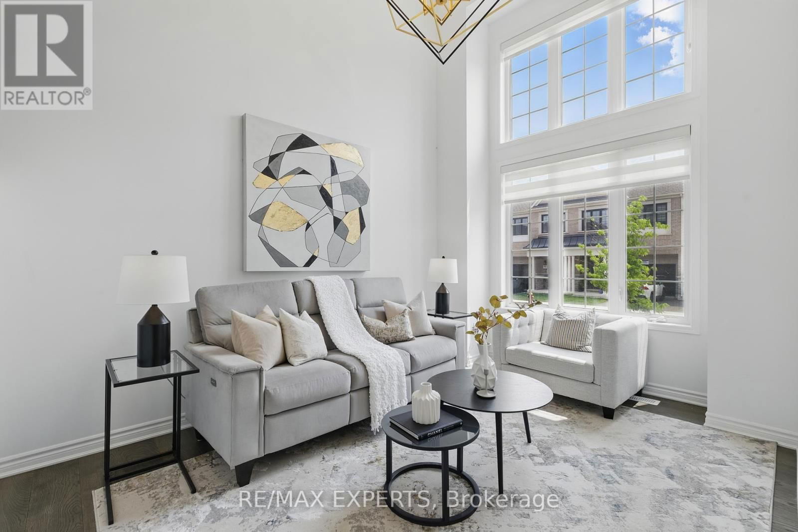 592 BOYD LANE Image 3