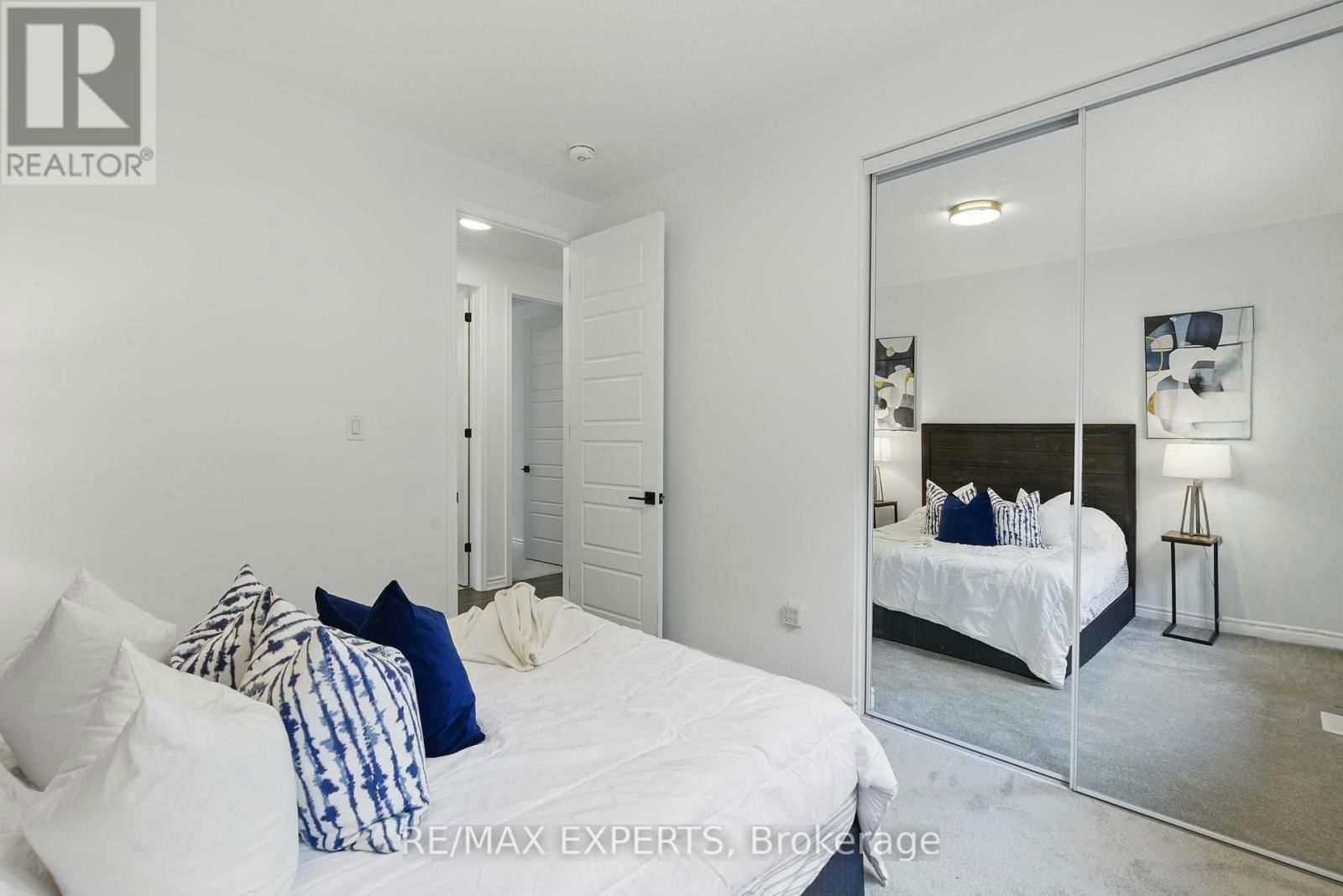 592 BOYD LANE Image 32