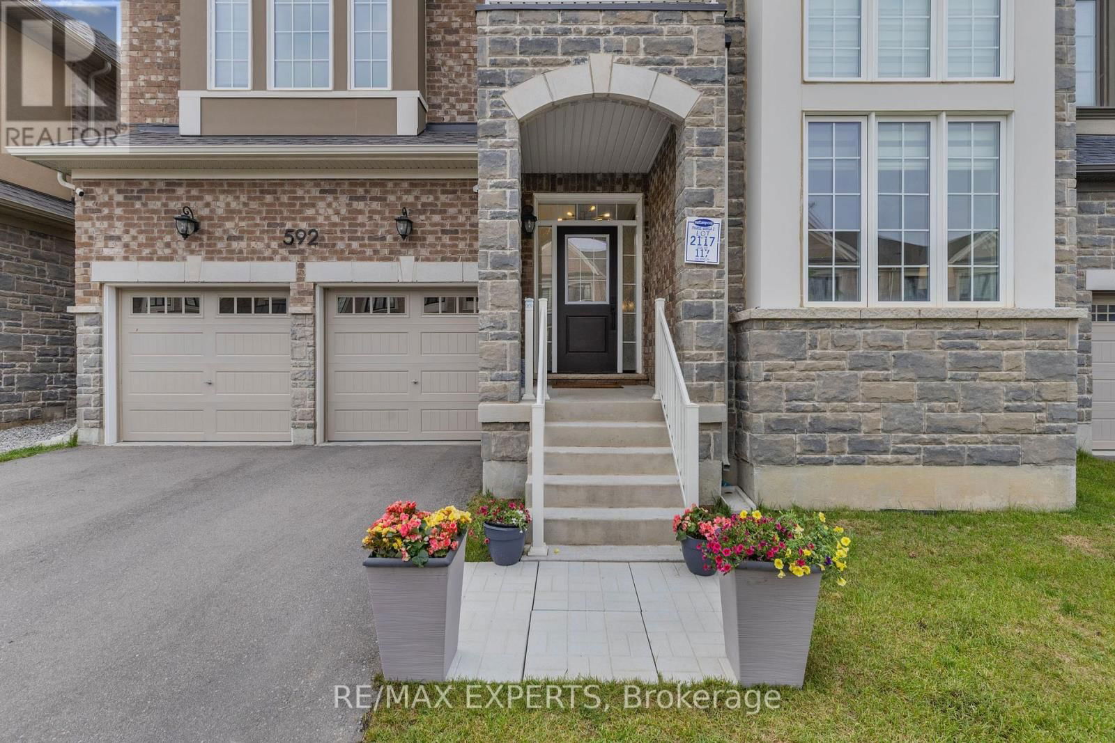 592 BOYD LANE Image 43