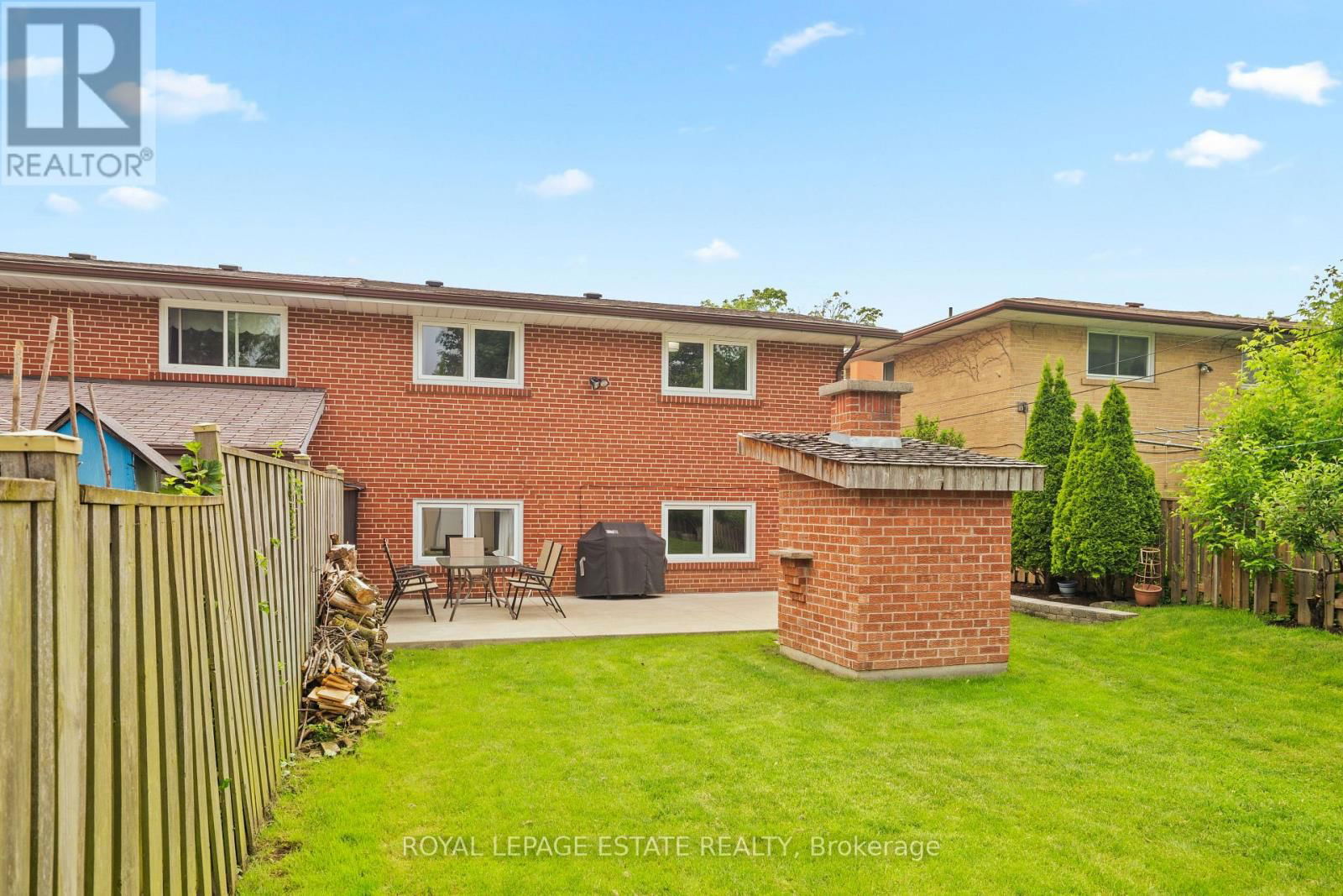 9 DIXINGTON CRESCENT Image 26