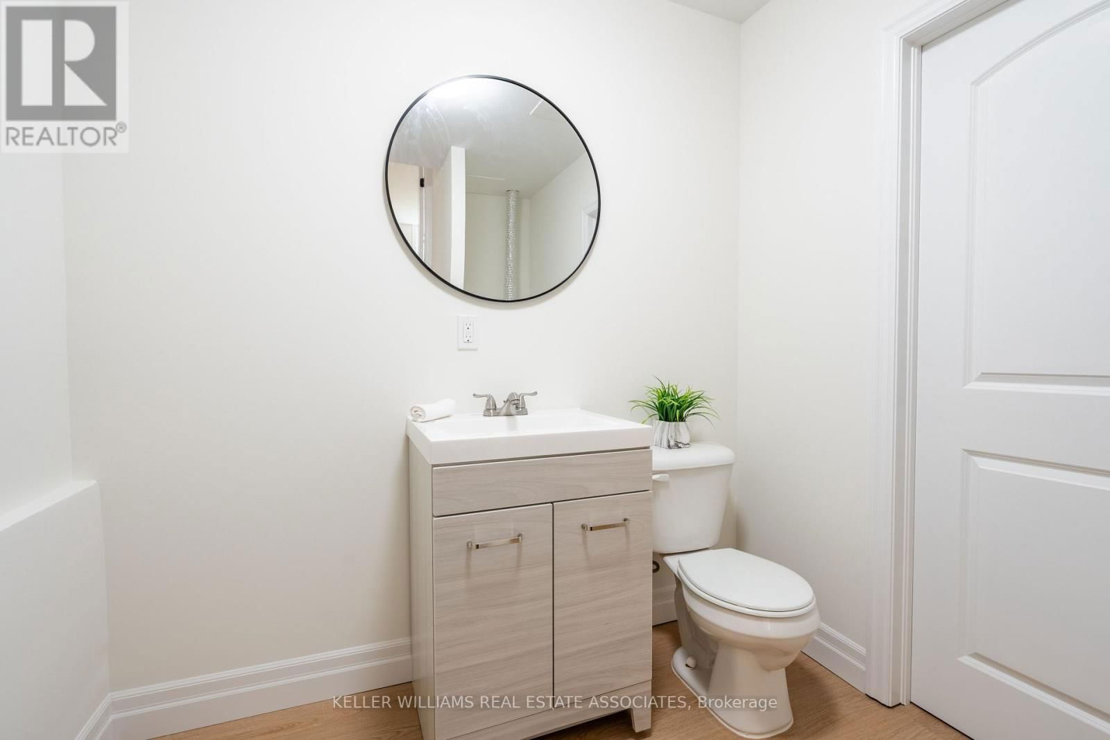 3348 HANNIBAL ROAD Image 36