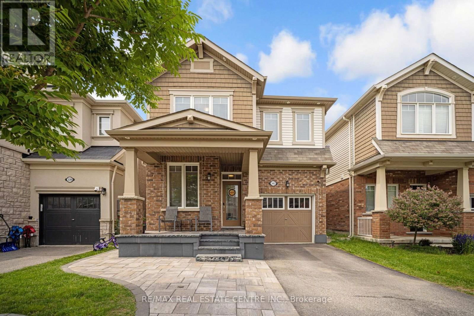 343 EMMETT LANDING Image 1