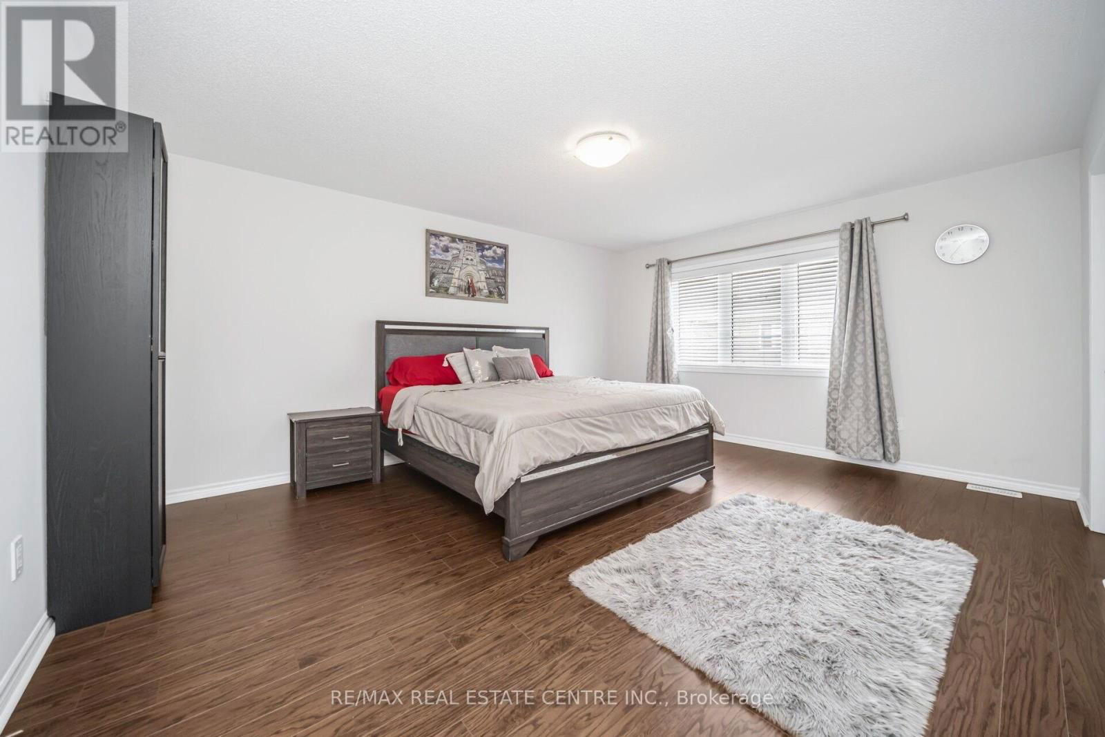 343 EMMETT LANDING Image 23