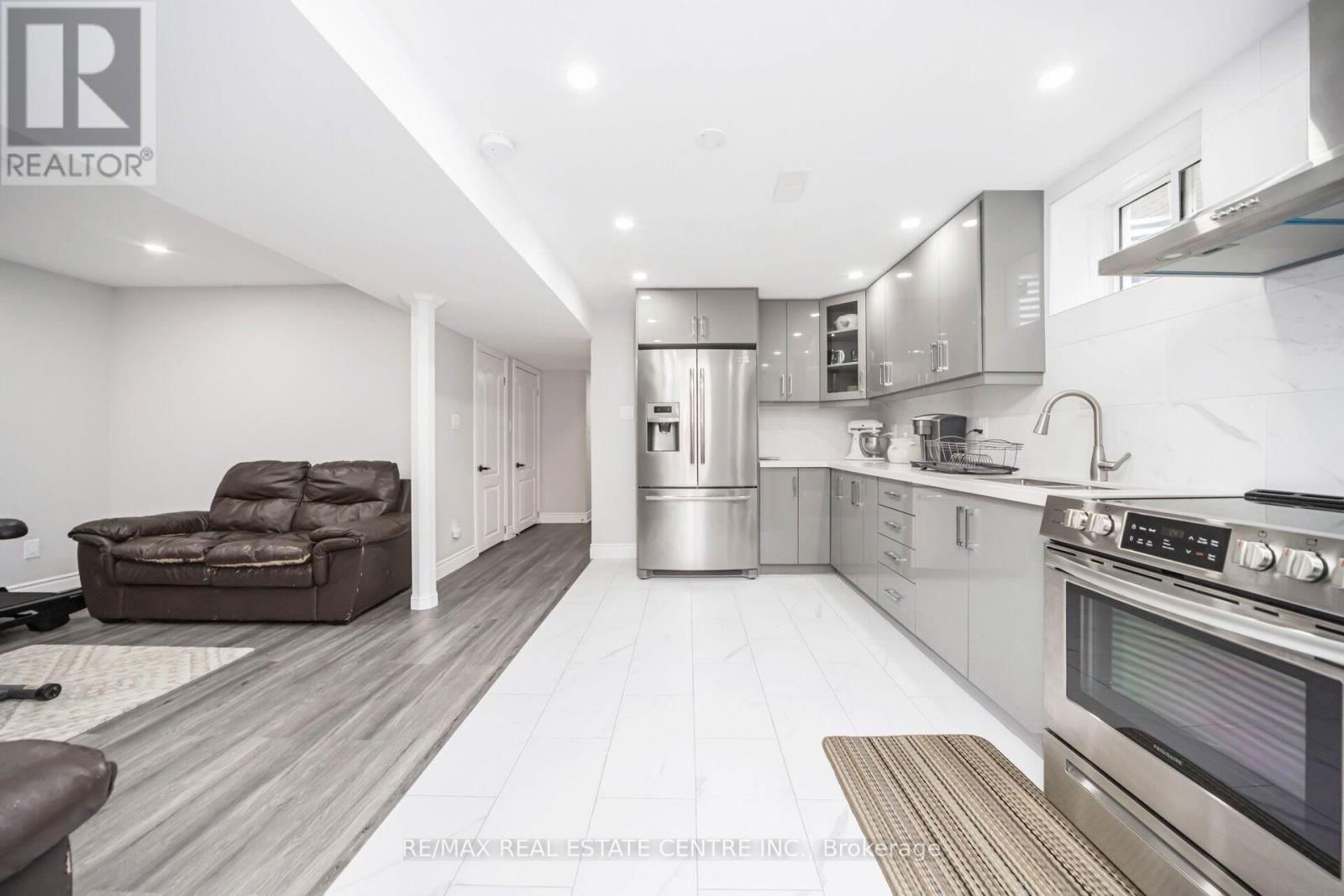 343 EMMETT LANDING Image 37