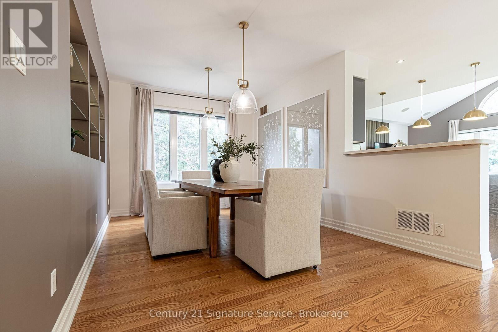24 JOYMAR DRIVE Image 16