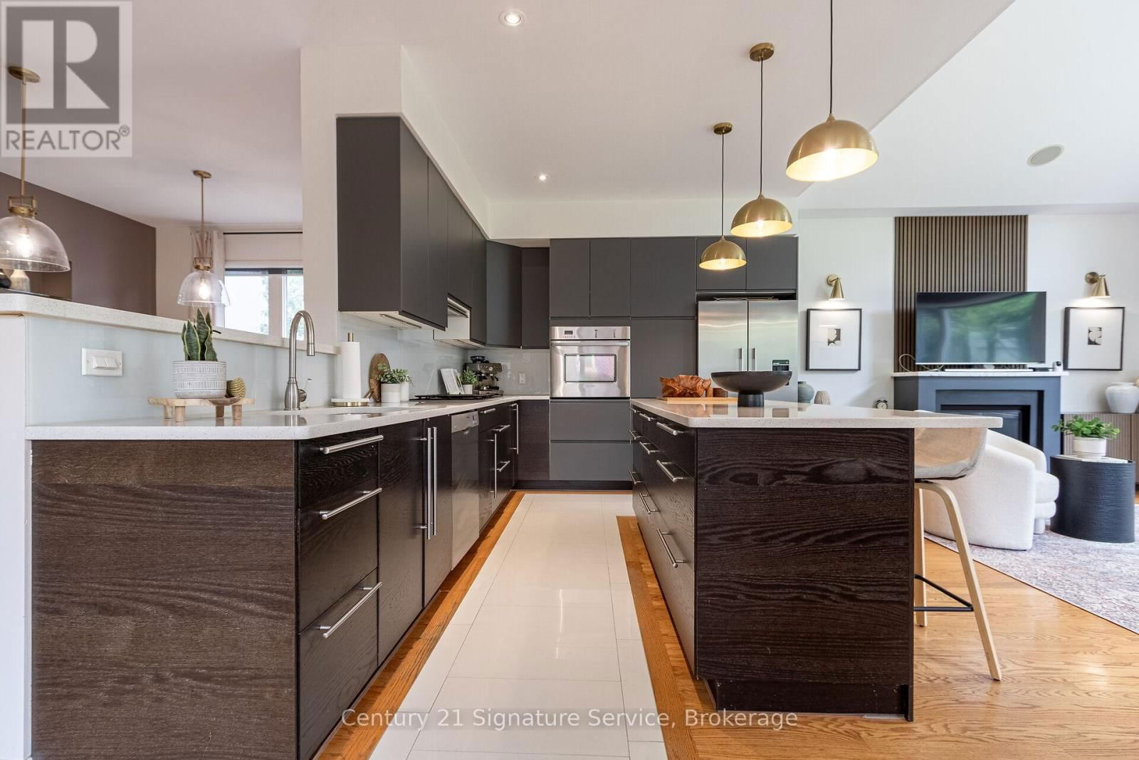 24 JOYMAR DRIVE Image 24