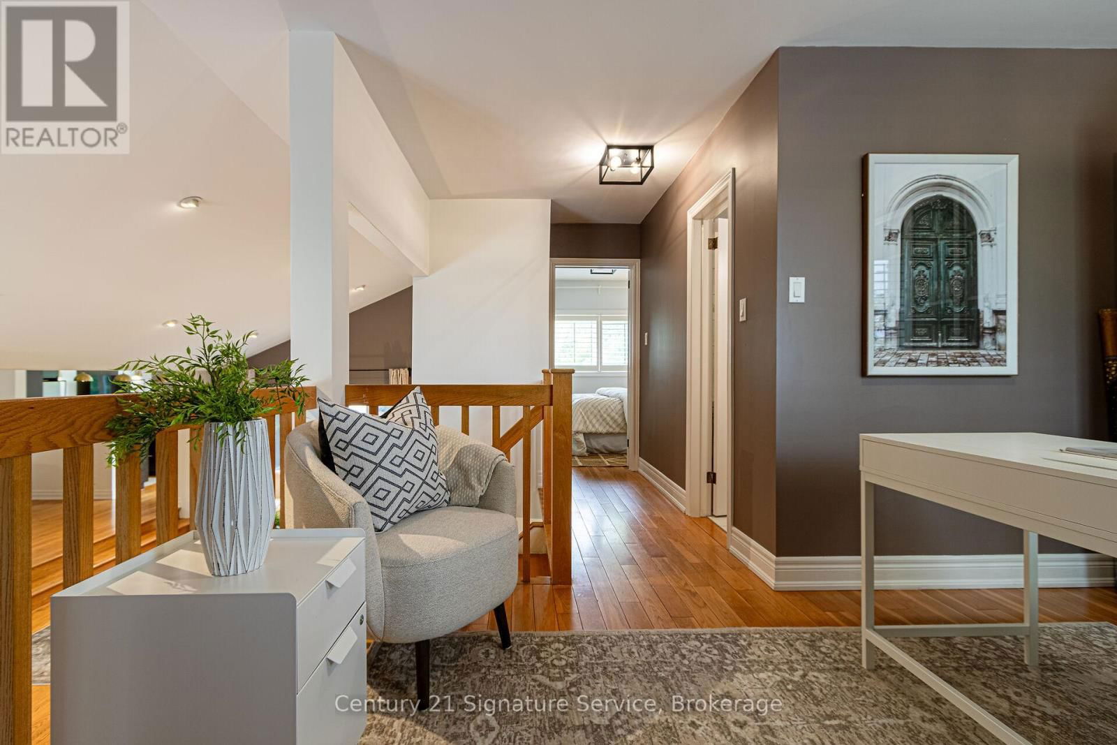 24 JOYMAR DRIVE Image 26