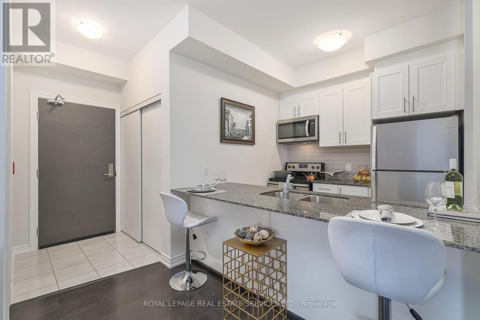 103 - 2393 BRONTE ROAD Image 11