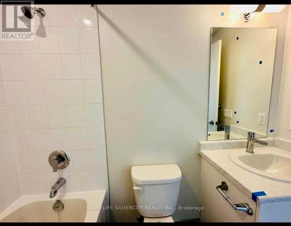 404 - 58 SKY HARBOUR DRIVE Image 12