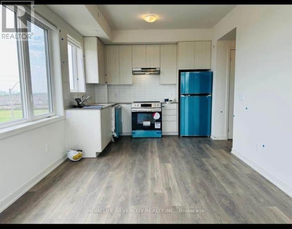 404 - 58 SKY HARBOUR DRIVE Image 3