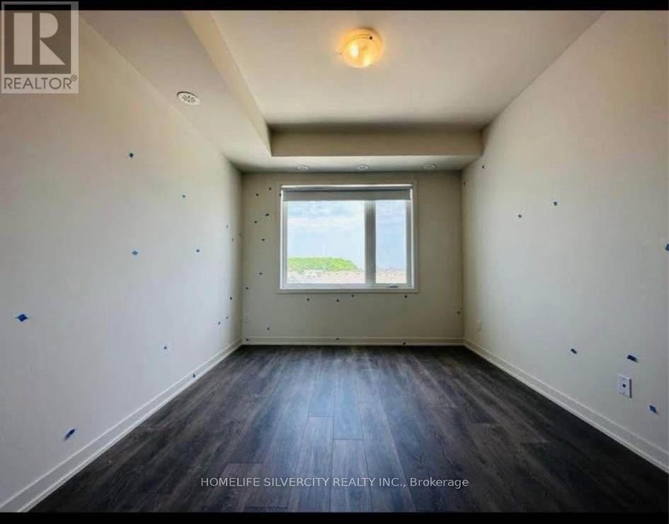 404 - 58 SKY HARBOUR DRIVE Image 5