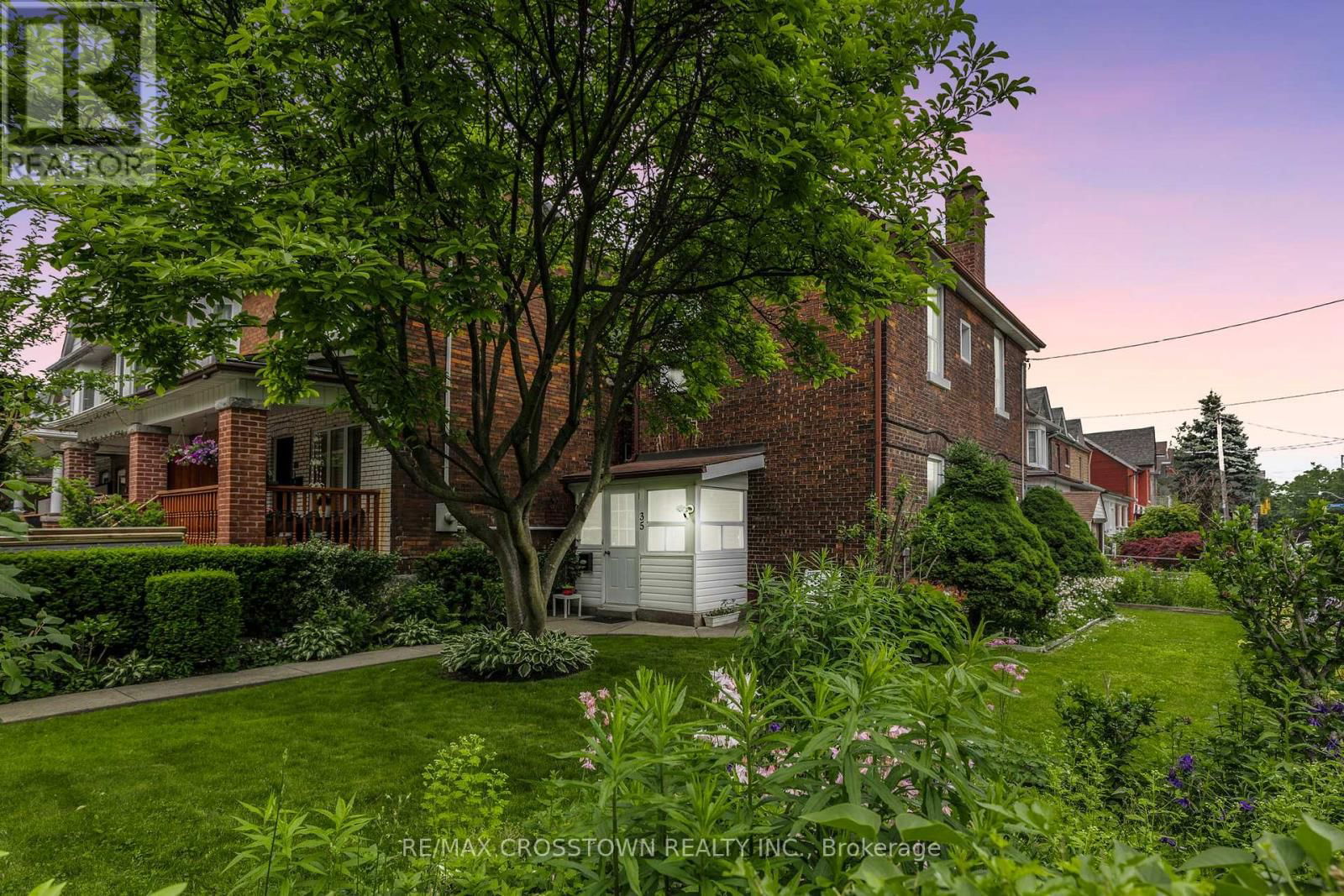 35 EDITH AVENUE Image 1