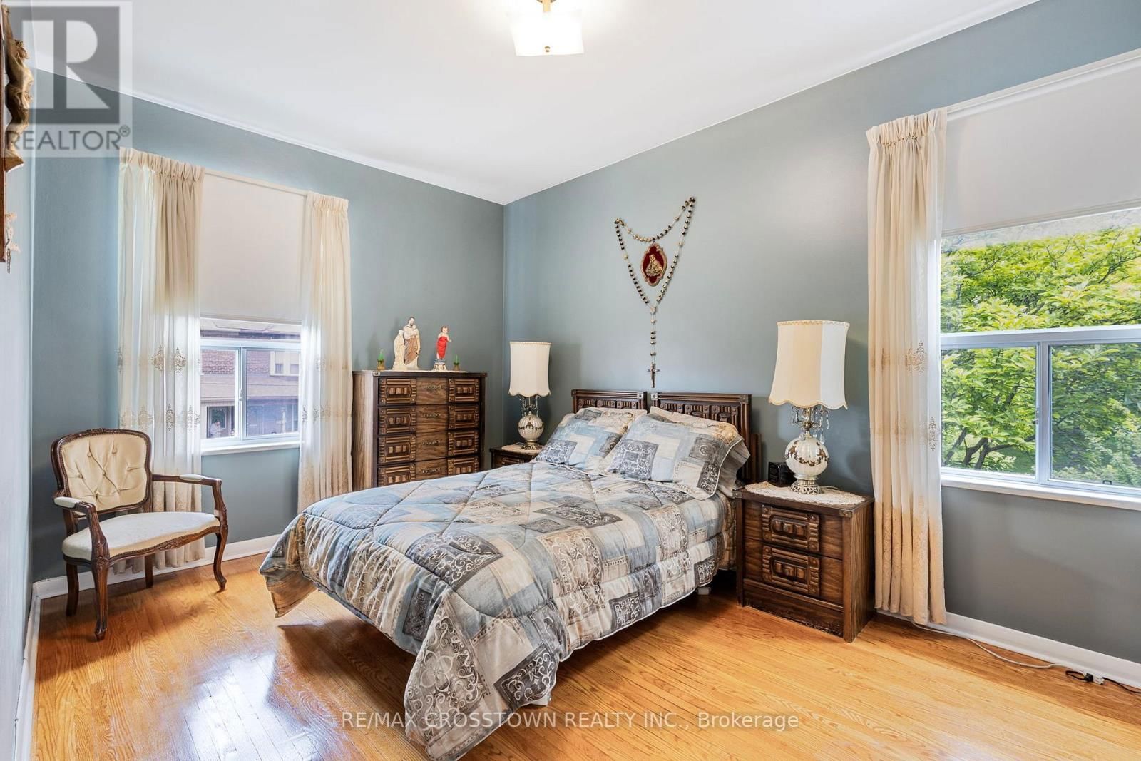 35 EDITH AVENUE Image 24