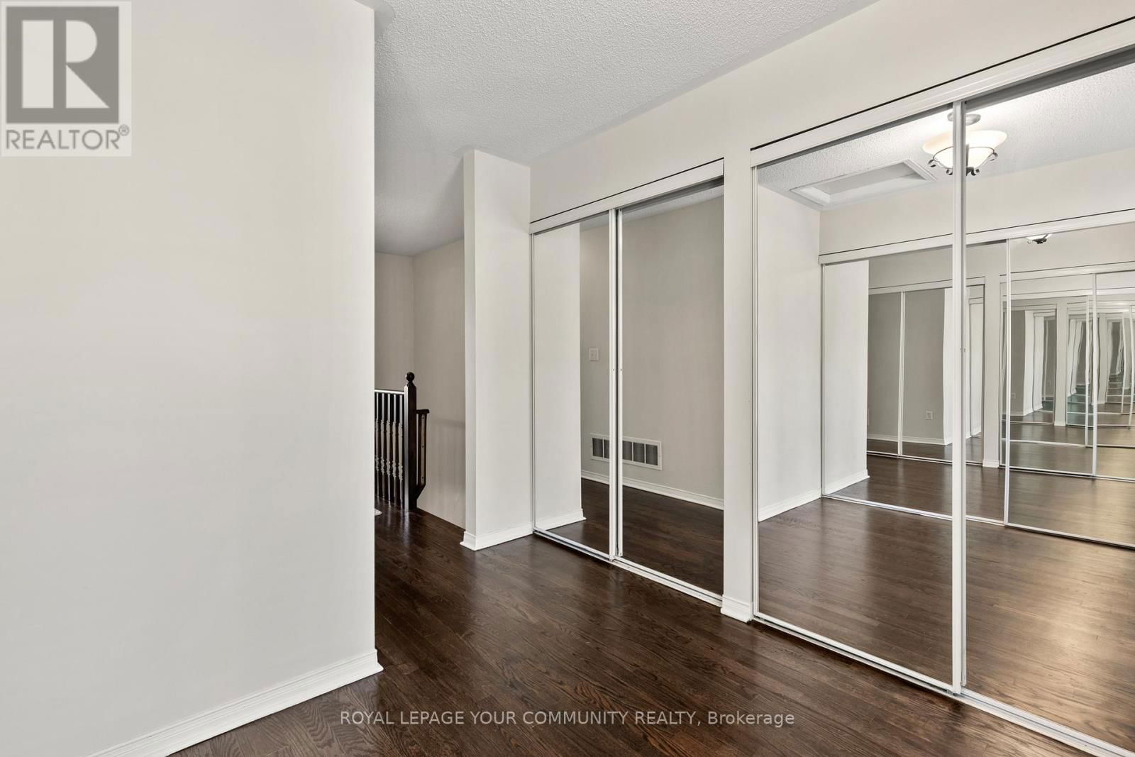 13 - 210 MANITOBA STREET Image 24